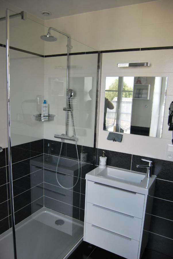 B&B Le Mesnil Saint-Senier-sous-Avranches Bagian luar foto